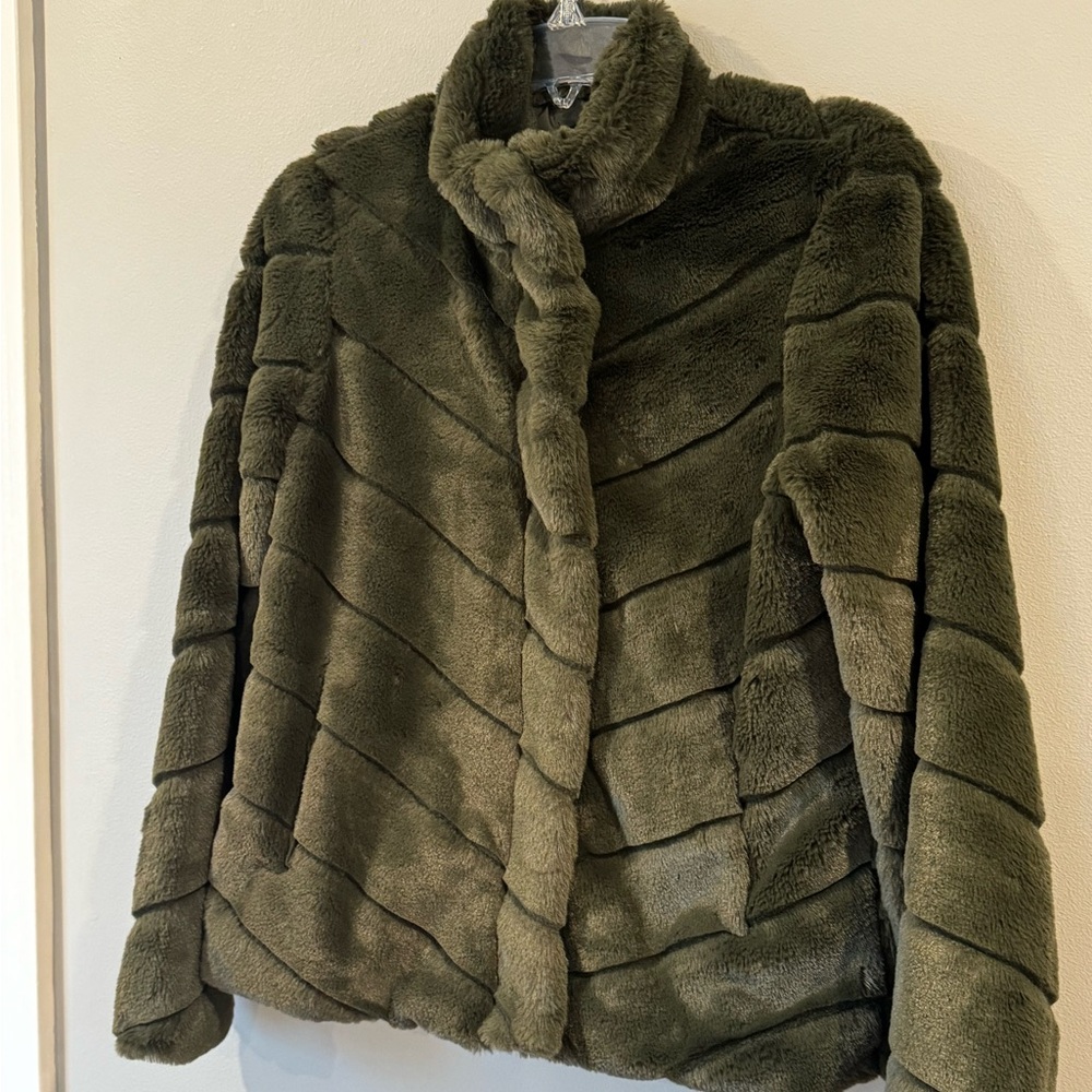 Ci Sono Faux Fur Jacket Green Soft Size Medium Lined Pockets - Picture 2 of 9